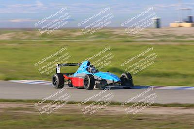 media/Mar-26-2023-CalClub SCCA (Sun) [[363f9aeb64]]/Group 2/Qualifying/